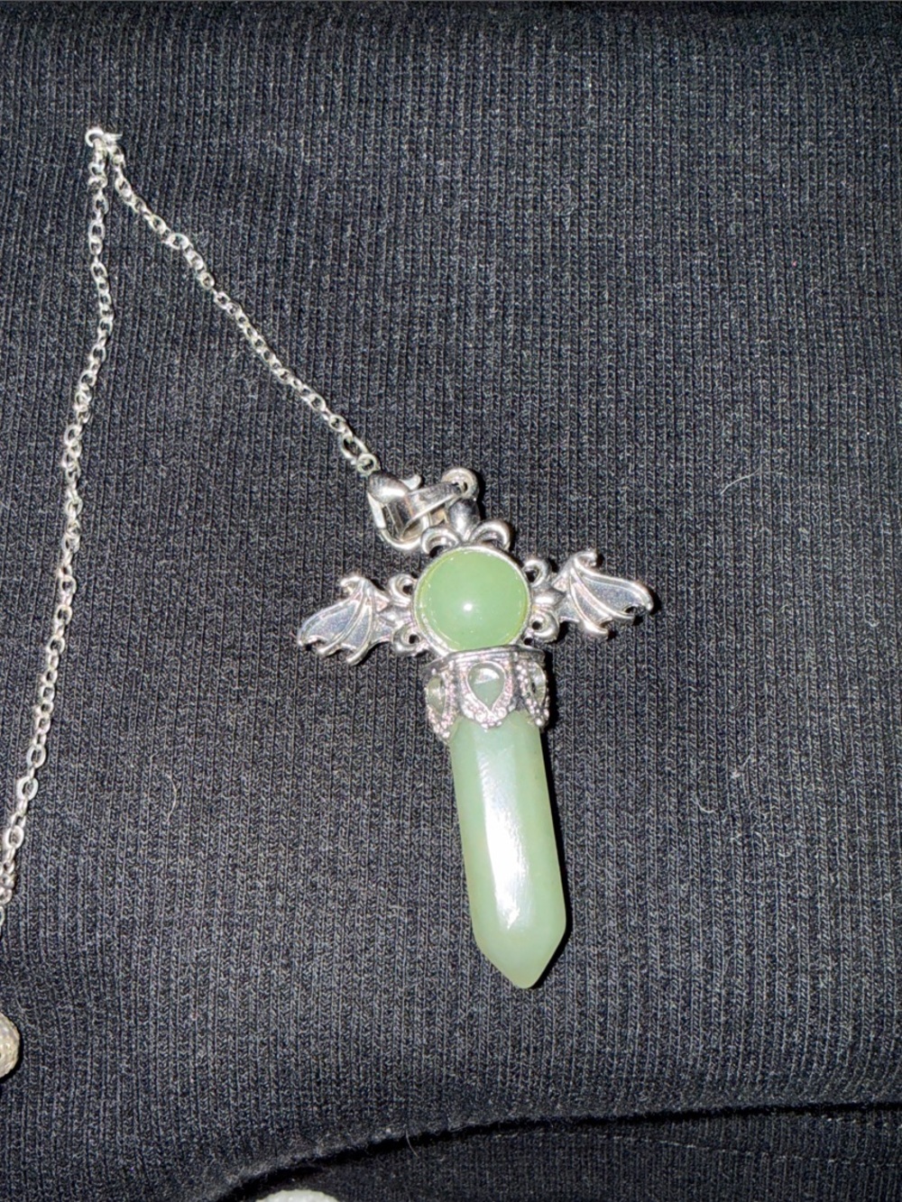 Gorgeous Green Aventurine/Jade   Crystal Silver Tone Winged Pendulum Good Luck